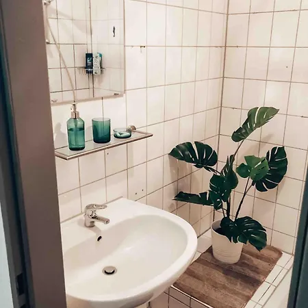 Apartmán Cool On 2 Floors, Near Main Station, Trade Fair