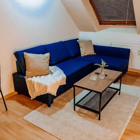 Apartmán Cool On 2 Floors, Near Main Station, Trade Fair